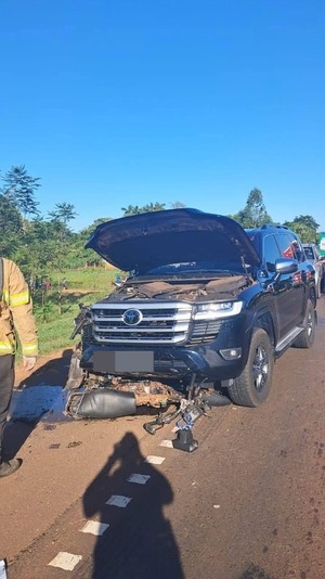 Camioneta conducida por adolescente choca y mata a padre e hija - trece