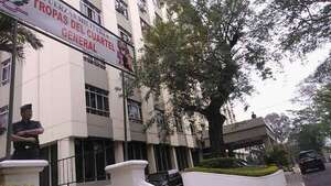 FF.AA.: Remesas  irán a retiro por falta de ascensos en la Armada  - Política - ABC Color