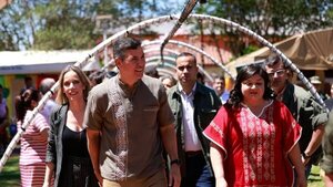 Intendenta de Yataity renuncia a Honor Colorado por no doblegarse ante un “niño caprichoso”