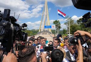 Peña habilitó oficialmente el Puente de la Integración entre Paraguay y Brasil - El Trueno
