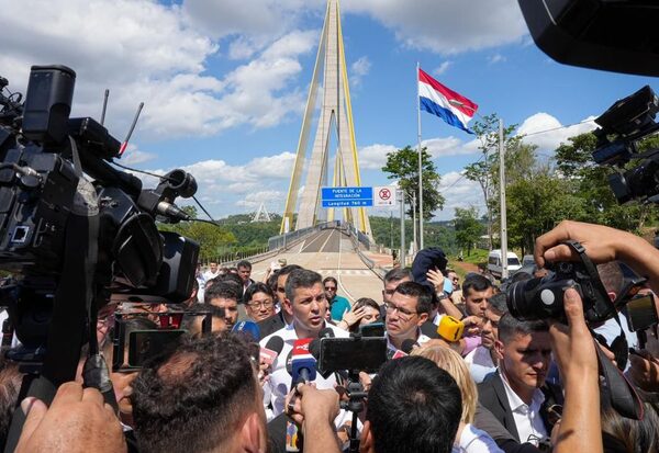 Peña habilitó oficialmente el Puente de la Integración entre Paraguay y Brasil - El Trueno