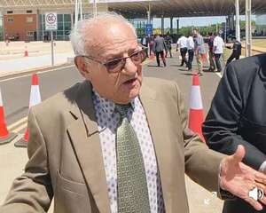 Impiden el ingreso del impulsor del Puente de la Integración al acto oficial - ABC en el Este - ABC Color