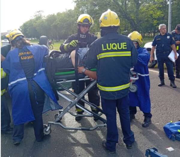 Aparatoso accidente de tránsito en Luque: chofer dio positivo al alcotest - Policiales - ABC Color