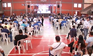 PLRA elimina paridad de género y reduce al 20% cupo femenino en listas tras convención en Coronel Oviedo - OviedoPress