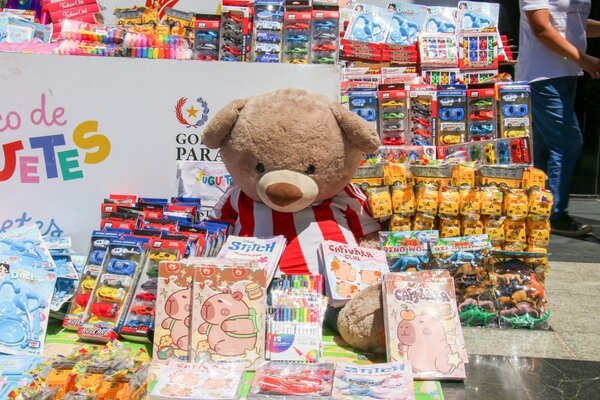 Taiwán realiza donación de juguetes al Ministerio de la Niñez para Navidad