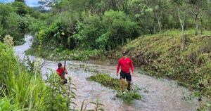 Diario HOY | Intensa búsqueda de adolescente arrastrada por raudal en Itapúa