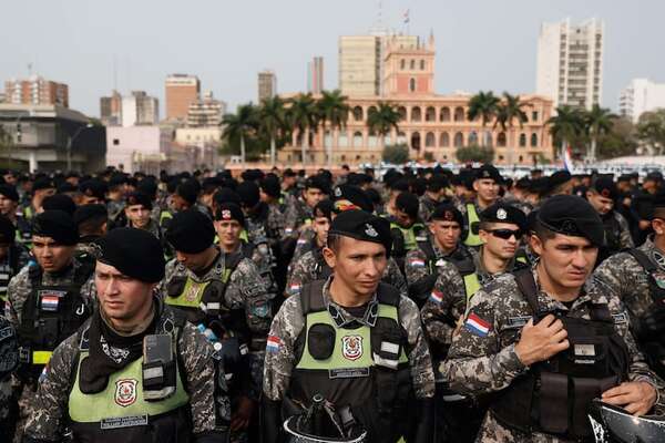 Policía Nacional investiga supuesto cobro indebido para liberar guardias de agentes Lince - Policiales - ABC Color
