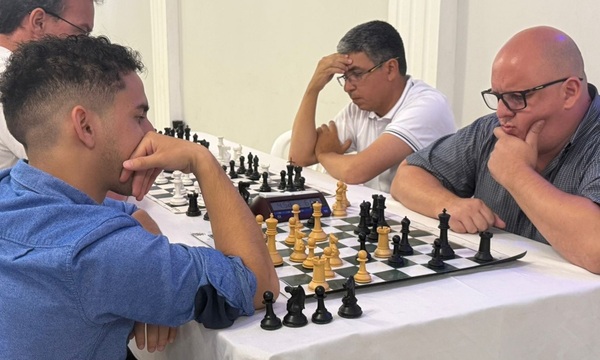 El Club Ovetense de Ajedrez cierra el año con su gran final y competidores de todo el país - OviedoPress