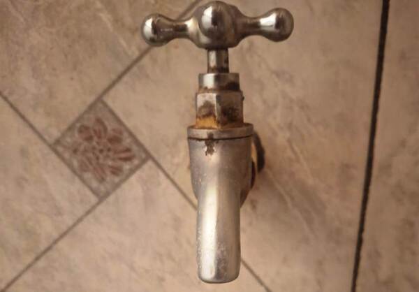 Bonagua deja sin agua a usuarios en medio del intenso calor •