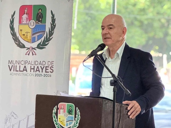 Bachi Núñez respalda reelecciones en Villa Hayes y Asunción
