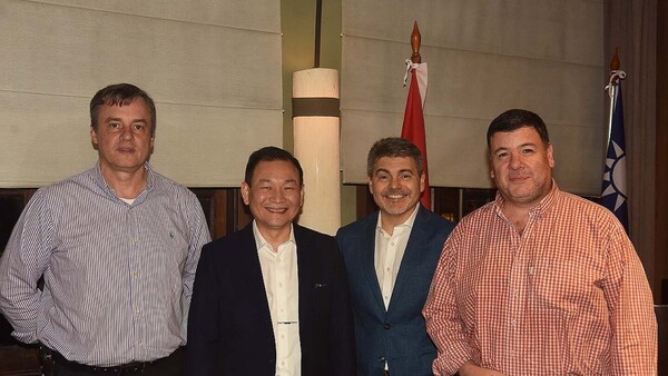 China Taiwán ofreció cena en Shangri-La