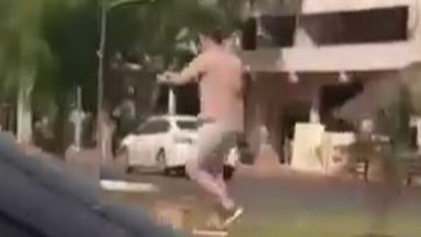 Popular / (VIDEO) ¡Dionoguarde el espíritu navideño! Persiguió con 4rm4 al que le rozó con su auto