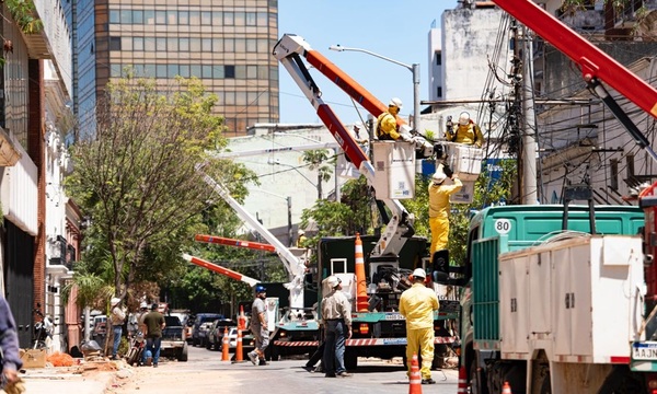 ANDE anuncia nuevas obras para 2026, tras culminar cableado subterráneo en calle Pdte. Franco de Asunción - OviedoPress