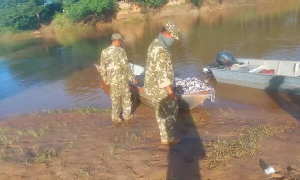 Hallan cuerpo del hombre que cayó de una balsa con su camioneta – Prensa 5