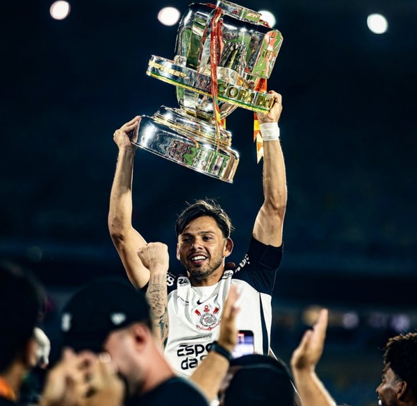 Ángel Romero se consagra campeón con el Corinthians - trece