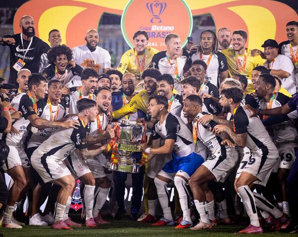 Ángel Romero campeón de la Copa de Brasil con el Corinthians