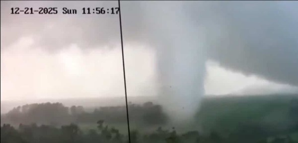 Confirman que tornados F1 afectaron a Santa Rosa del Monday