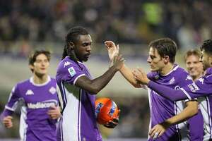 Futbolistas de Fiorentina salen del “encierro” - Fútbol Internacional - ABC Color