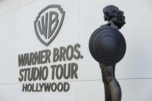 Larry Ellison ofrece una garantía de US$40.400 millones para adquirir Warner Bros