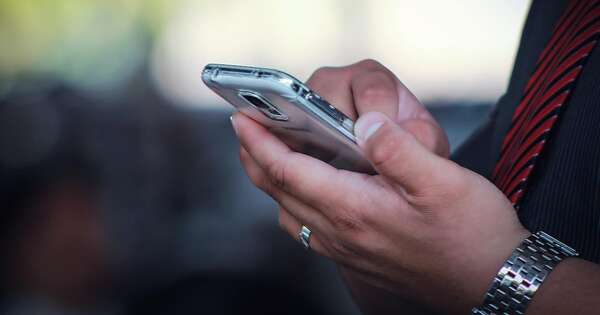 Diario HOY | Línea 155: atienden más de 8.4000 llamadas por salud mental