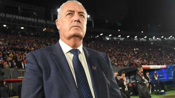 Gustavo Alfaro va por el premio a mejor entrenador de América