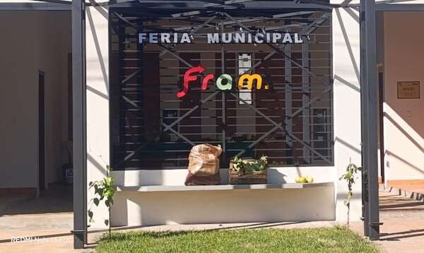 Estrenan la nueva Feria Municipal de Fram ofertando productos pecuarios para las fiestas - Nacionales - ABC Color