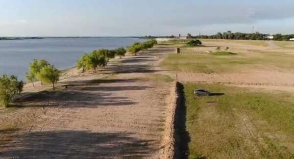 Hermosean la playa municipal de Pilar de cara al largo feriado y las fiestas de fin de año - Nacionales - ABC Color
