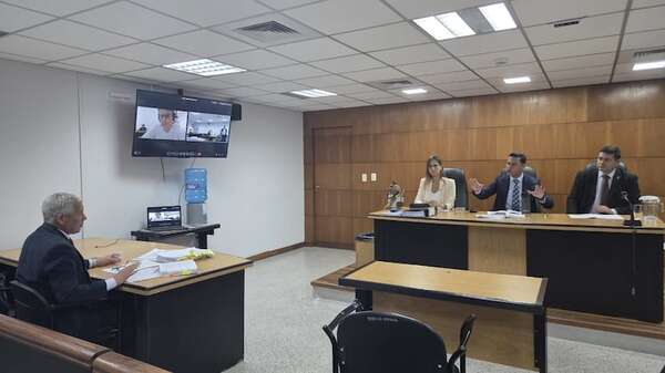 Condenan a extitular del Indert Ignacio Ortigoza por adjudicación irregular de tierras - Nacionales - ABC Color