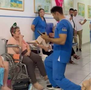 Josema de serenata a las abue: "Ellas me pidieron que cante 'Volver, volver'"