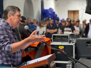 Blas Llano confirma su candidatura a la presidencia