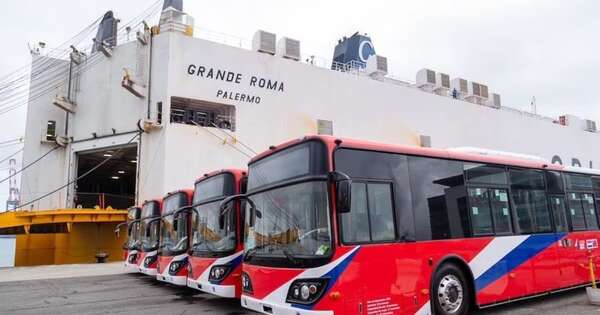 La Nación / Para Ejecutivo, buses eléctricos marcarán el cambio del transporte