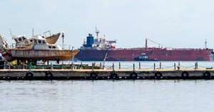 La Nación / El precio del petróleo sigue subiendo por crisis