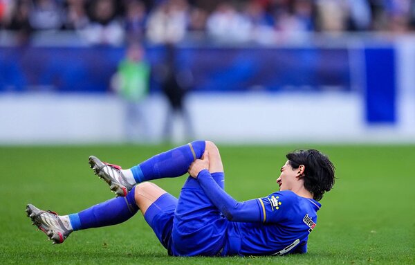 Takumi Minamino se lesionó la rodilla y es casi seguro que no jugará el Mundial 2026 con Japón