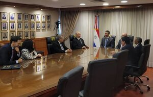 Peña fue a la Corte tras polémica reunión secreta y promulga la ley de arbitraje