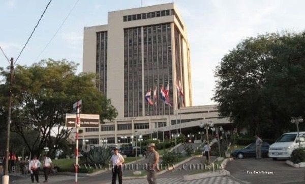 Mejoran recolección de residuos en Asunción con reparaciones