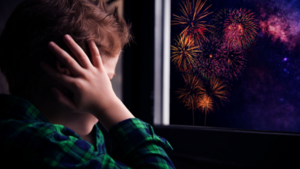 Peligros de la pirotecnia en la audición: desde sangrado de oído hasta perforación de tímpano