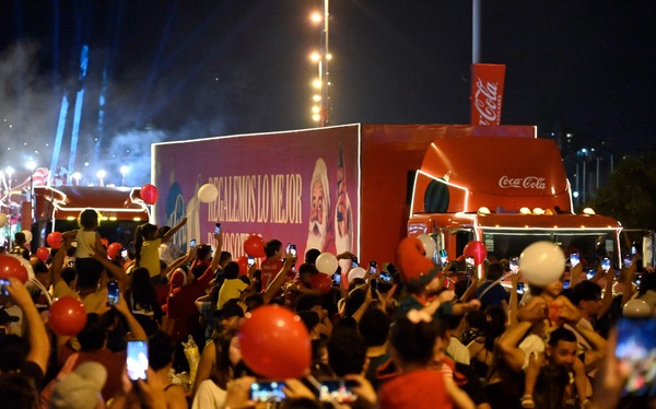 Más de 180.000 personas vivieron la magia de las Caravanas de Navidad de Coca-Cola en todo el país