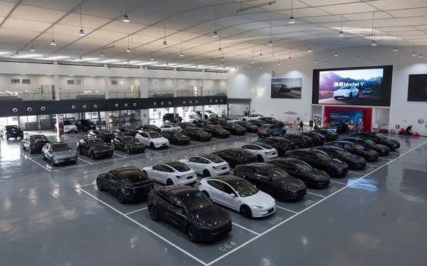 Las ventas de coches en la UE suben un 2,1% en noviembre y los eléctricos crecen un 44%