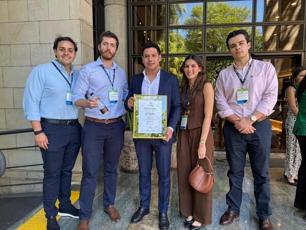 Agua paraguaya Gond Wana recibe Licencia Marca País