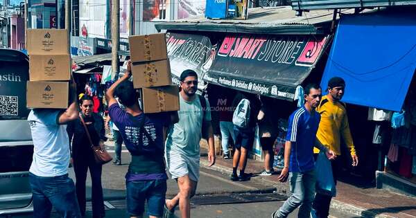 La Nación / En shopping de CDE asaltaron a dos brasileños y pidieron una transferencia de 3.500 reales