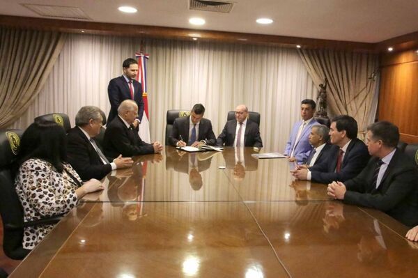 Entra en vigor la Ley N.° 7561/2025 que regula el arbitraje en Paraguay