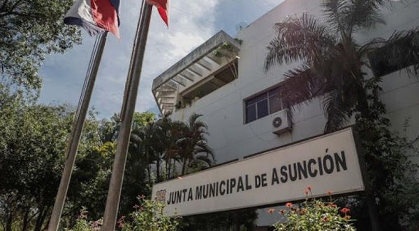 Asunción analiza aumento de pasaje para salvar el servicio de buses internos - ADN Digital