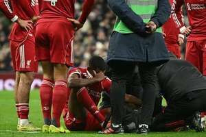 Alexander Isak será baja por dos meses por una fractura de peroné - Fútbol - ABC Color