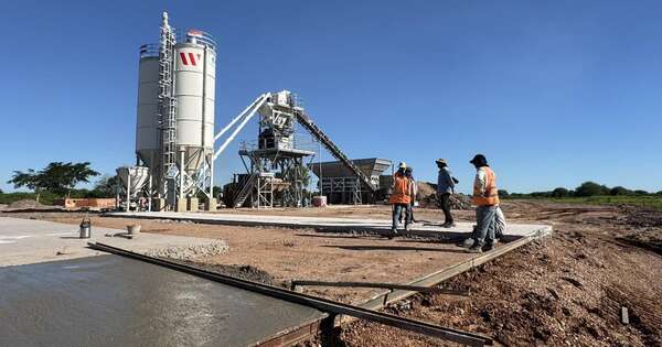 La Nación / Paraguay avanza en su primera ruta de pavimento rígido con tecnología inédita en la región