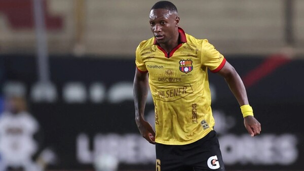 Aníbal Chalá a Olimpia: El lateral ecuatoriano llegaría en enero para reforzar al Decano