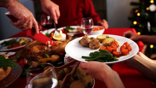 Cinco consejos para evitar atracones durante la cena de Nochebuena