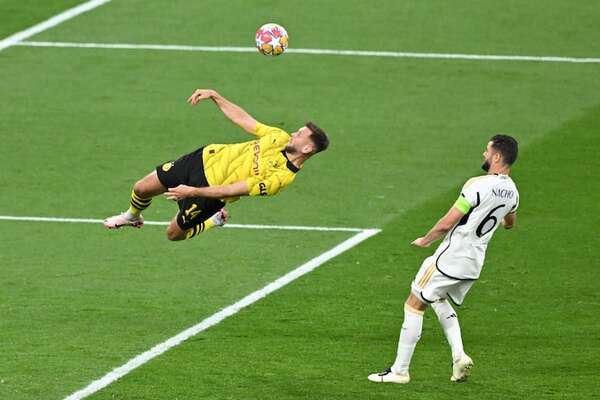 Alemán Fullkrug ultima su paso al AC Milan - Fútbol Internacional - ABC Color