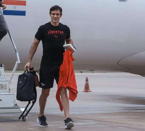 Nacional: Roque Santa Cruz es académico - Nacional - ABC Color