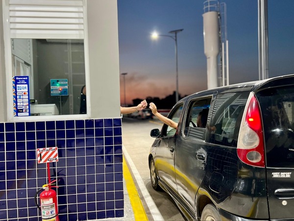 Refuerzan operativos en peajes y piden a conductores facilitar el paso - ADN Digital