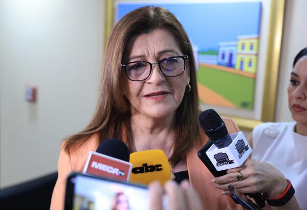 Para senadora preocupa el rumbo de la educación superior en Paraguay